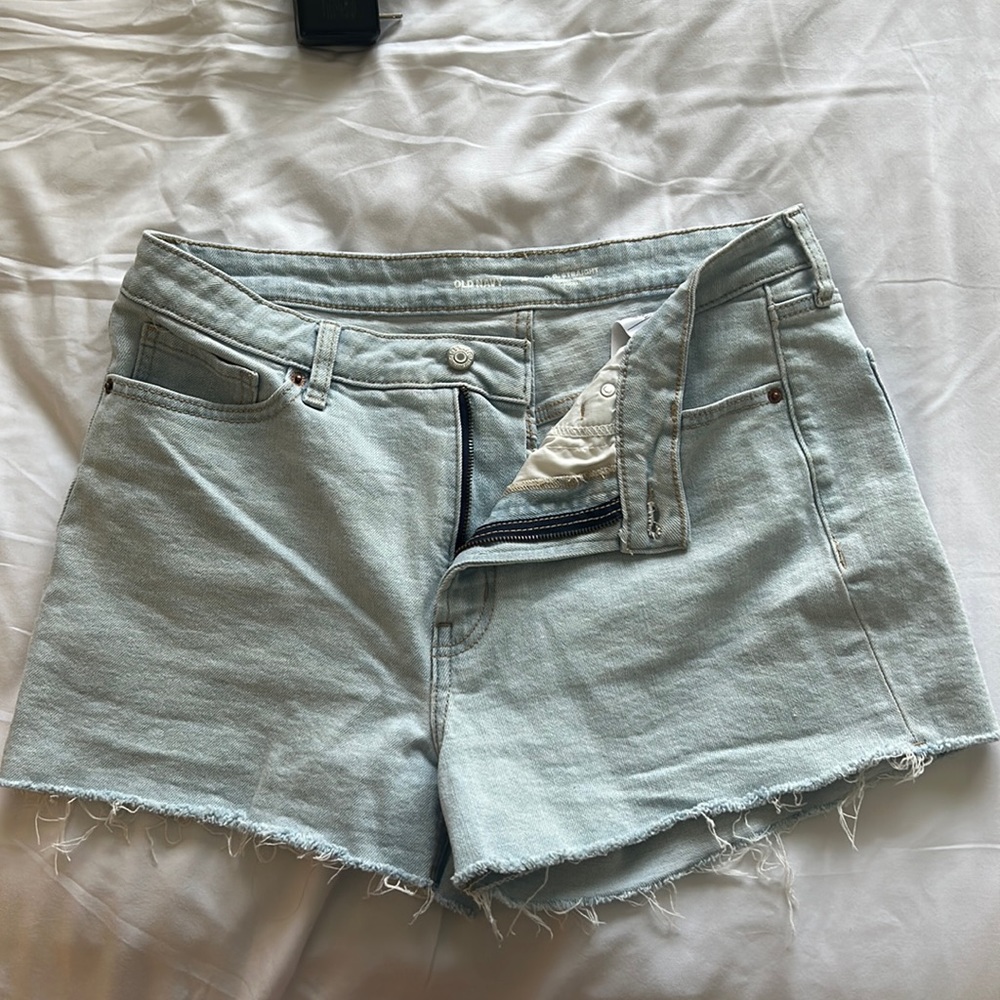 Old Navy O.G. Straight Secret Smooth Pockets Jean Shorts